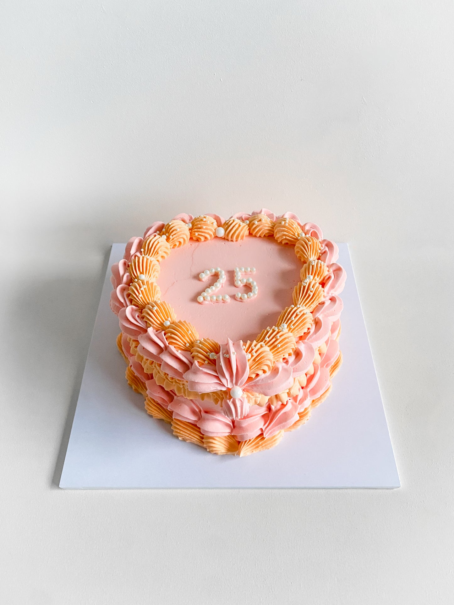 HEARTCAKE. Pearl.