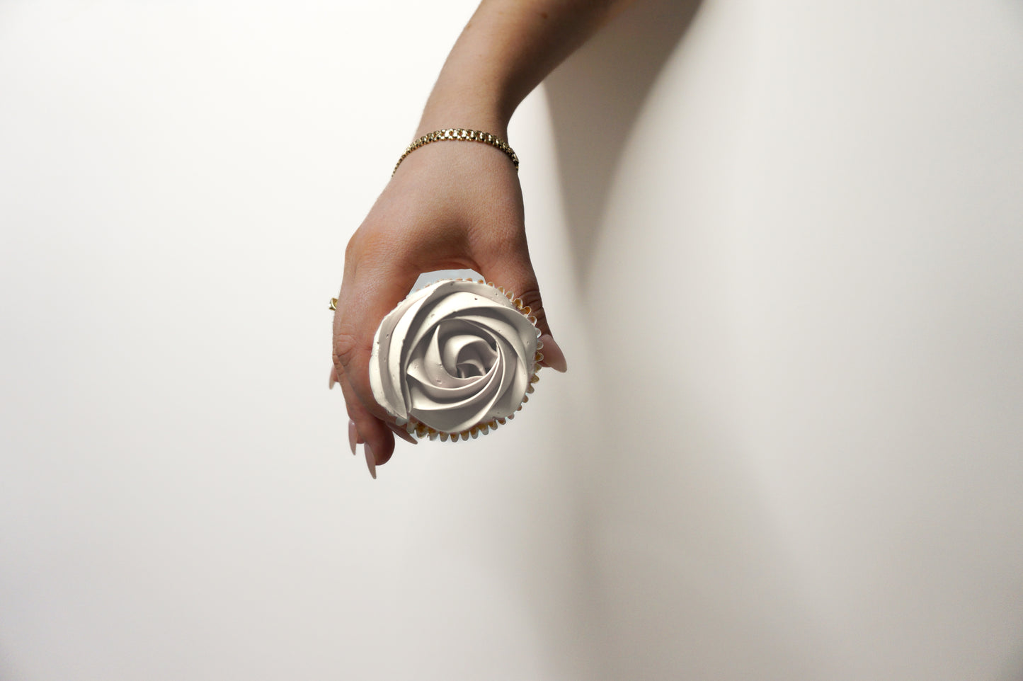 Ivory cupckae