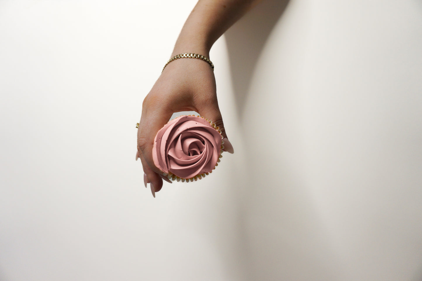 dusk pink cupcake