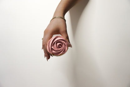 dusk pink cupcake